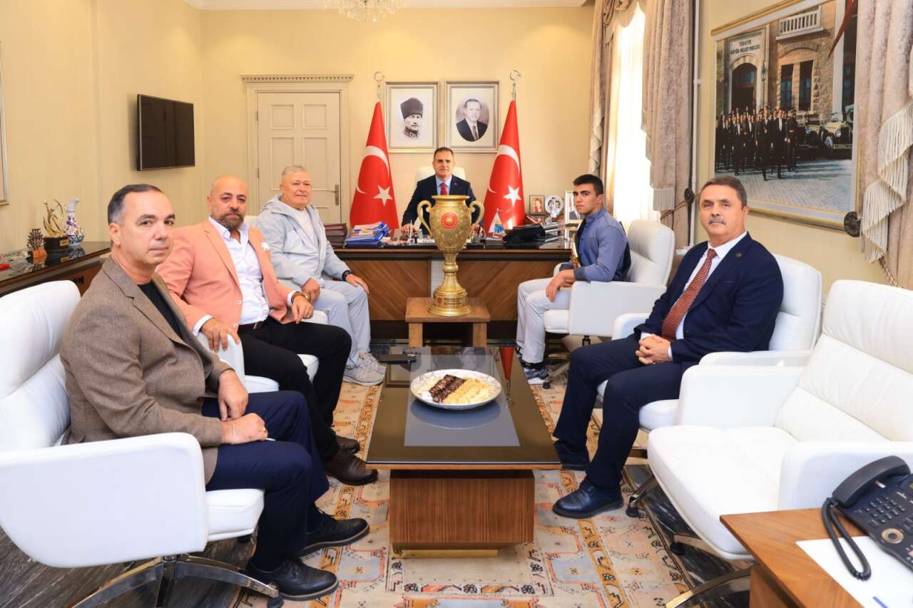 Muğlalı Pehlivan Kadir Buğra Dikik Türkiye Şampiyonu Oldu 2